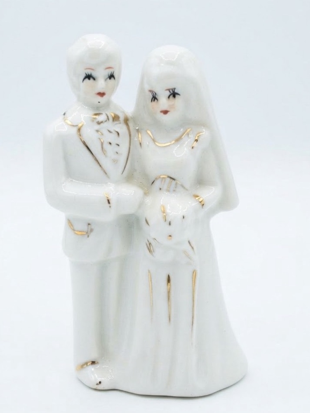 🍒 Vintage Porcelain Wedding Cake Topper ~ Bride & Groom